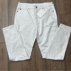 KanCan Crisp White Jeans